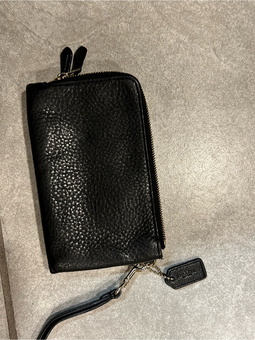 Coach Black Pebbled Leather Zip Wallet Wristlet with Tag